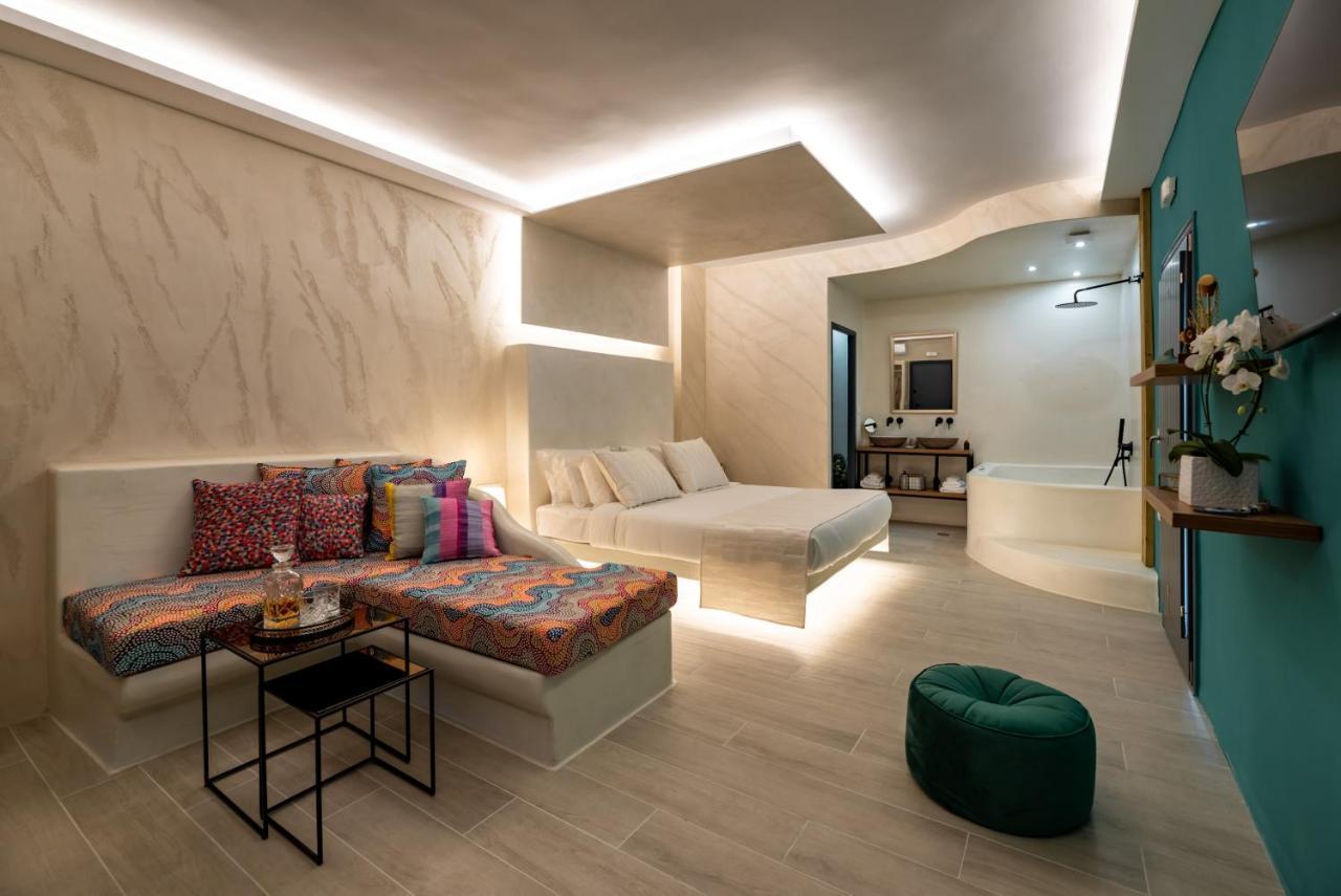 Saint Sin Suites - Adults Only Imerovígli Kültér fotó