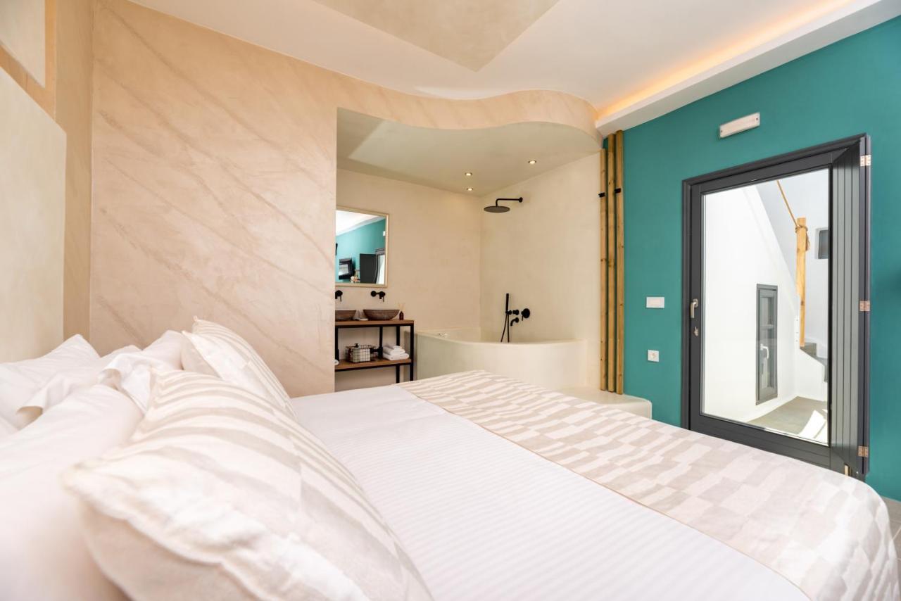 Saint Sin Suites - Adults Only Imerovígli Kültér fotó