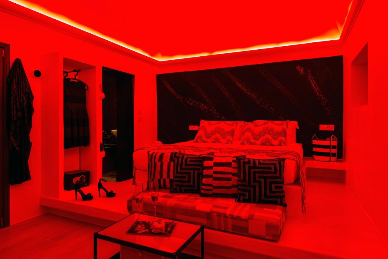 Saint Sin Suites - Adults Only Imerovígli Kültér fotó