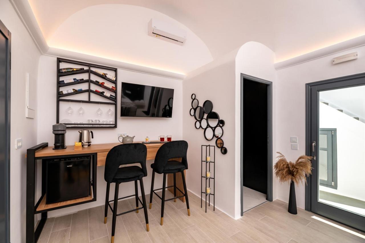 Saint Sin Suites - Adults Only Imerovígli Kültér fotó